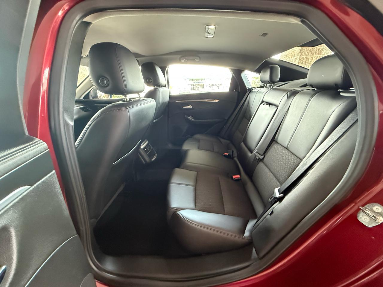 Chevrolet Impala 4dr Sdn LT w/1LT 2017