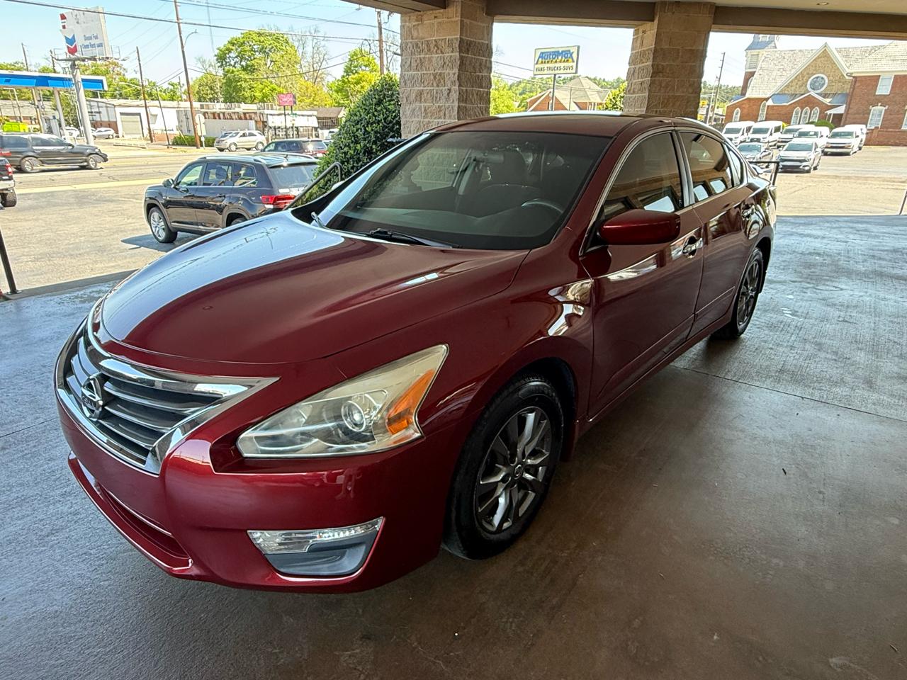 Nissan Altima 4dr Sdn I4 2.5 S 2015
