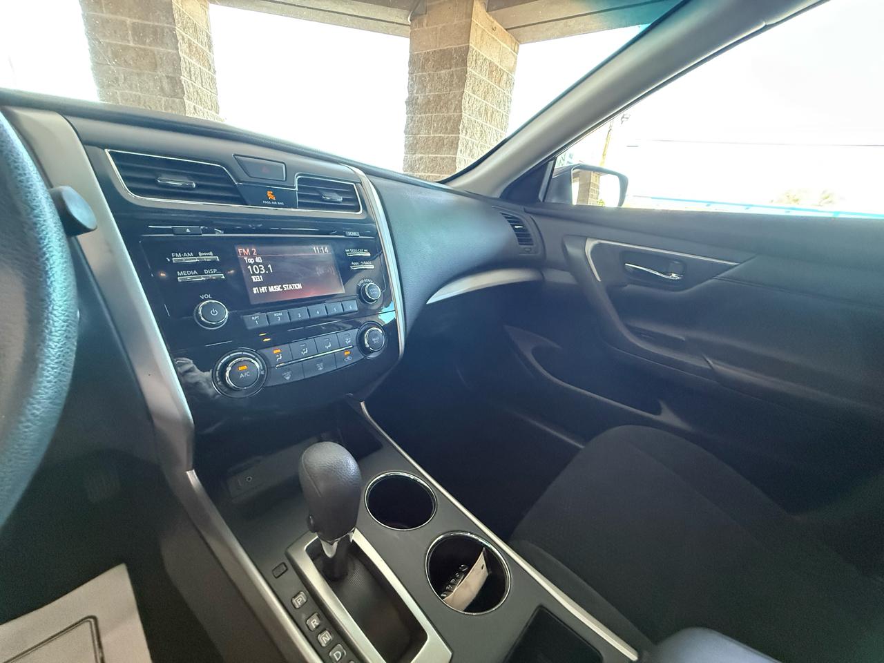 Nissan Altima 4dr Sdn I4 2.5 S 2015