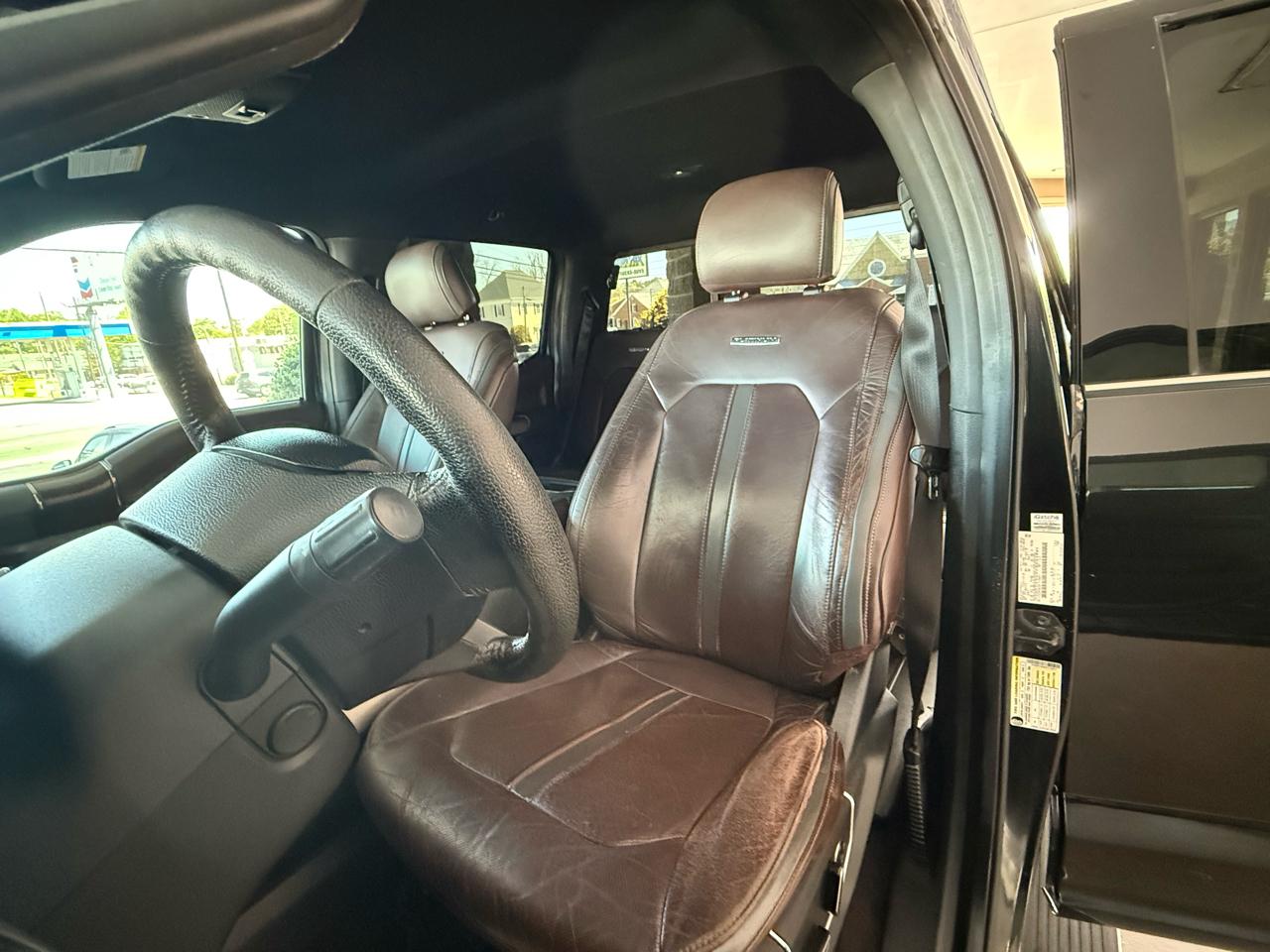 Ford F-150 4WD SuperCrew 145" Platinum 2015