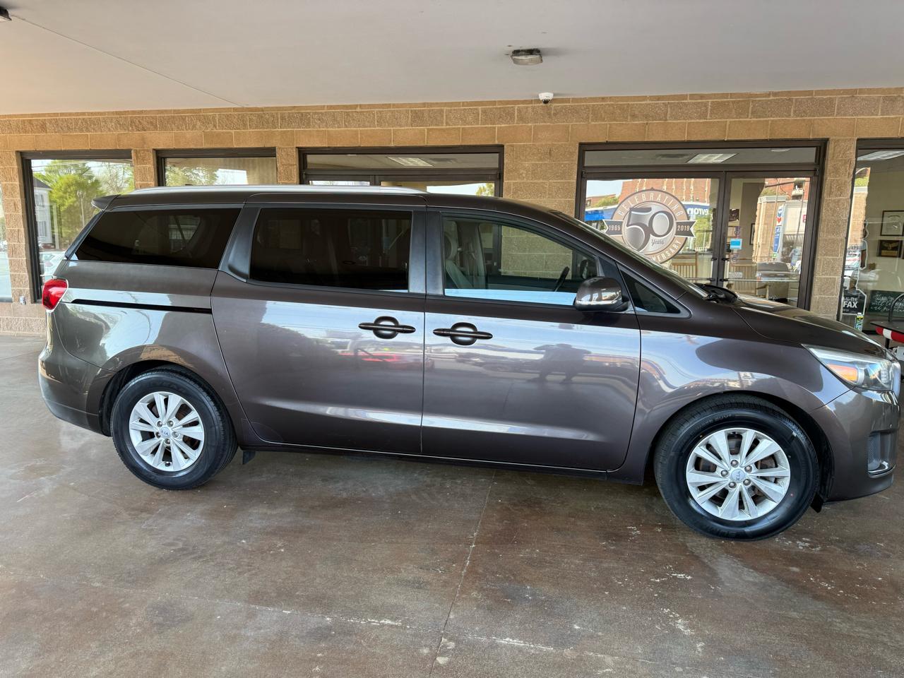 Kia Sedona LX FWD 2017
