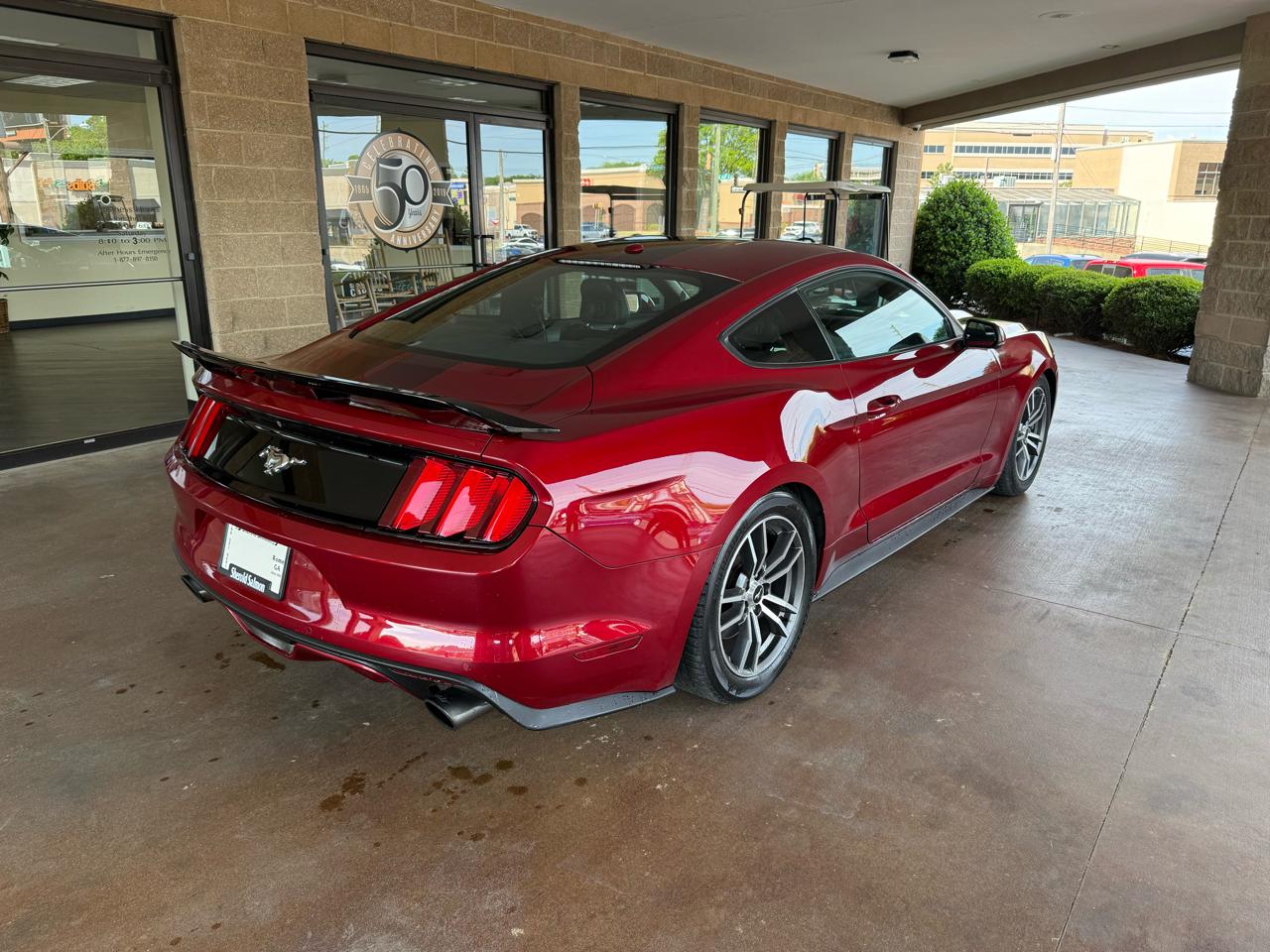 Ford Mustang 2dr Fastback EcoBoost 2016