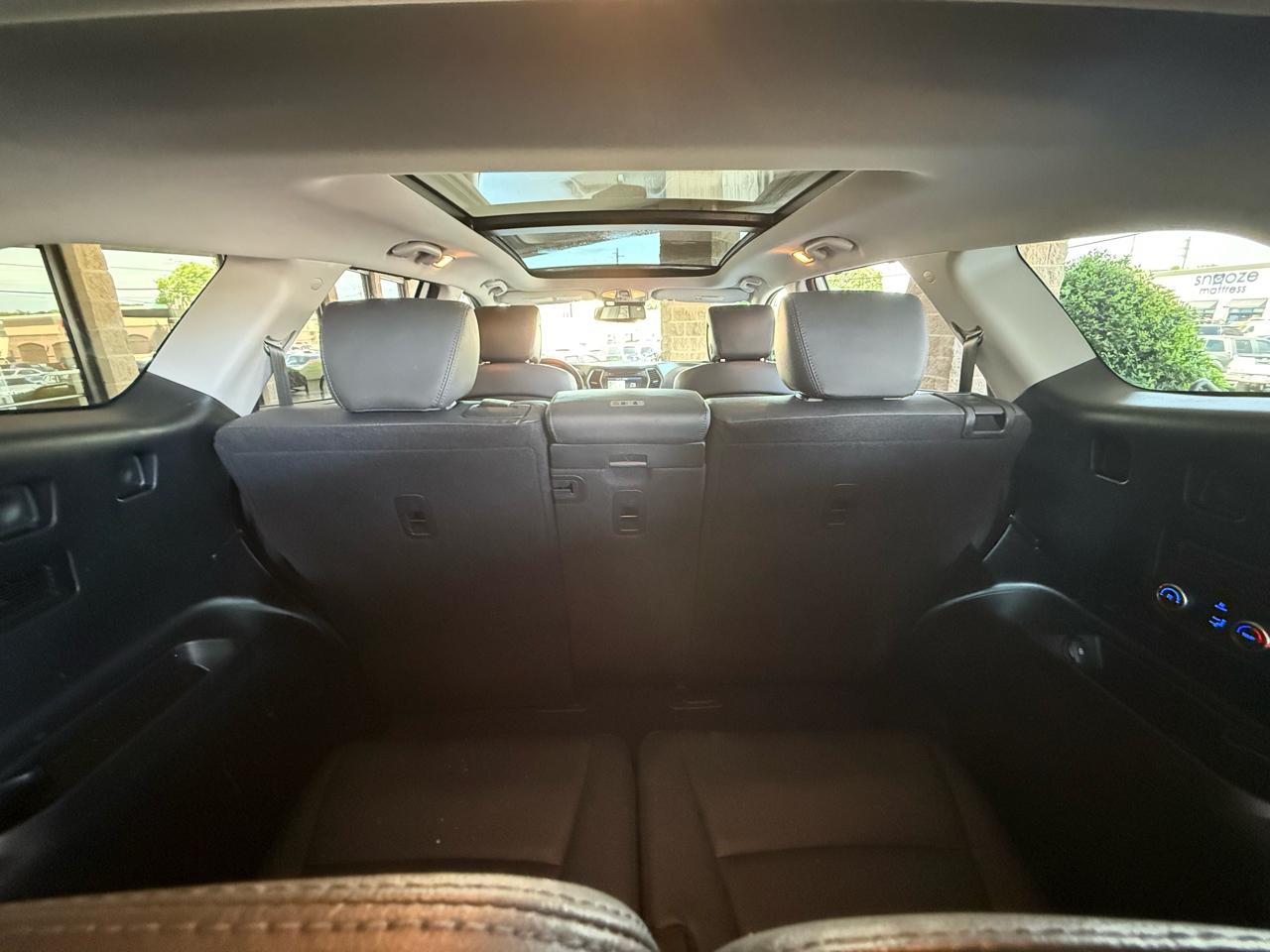 Hyundai Santa Fe SE Ultimate 3.3L Auto AWD 2017