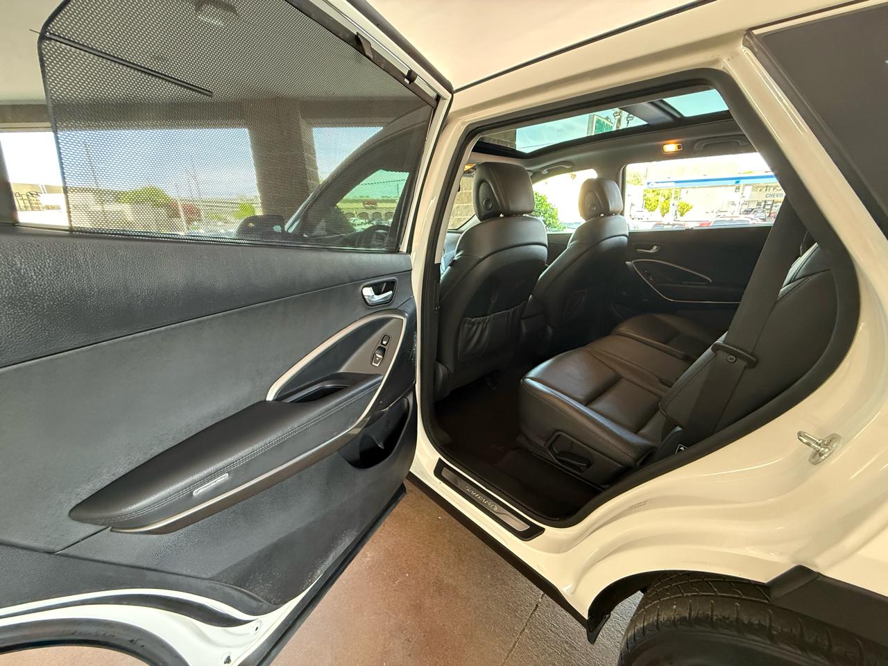 Hyundai Santa Fe SE Ultimate 3.3L Auto AWD 2017