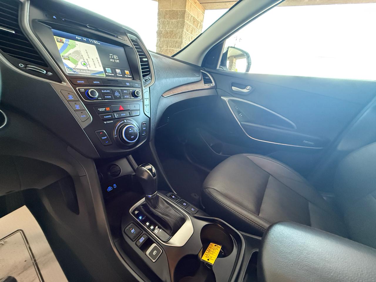 Hyundai Santa Fe SE Ultimate 3.3L Auto AWD 2017