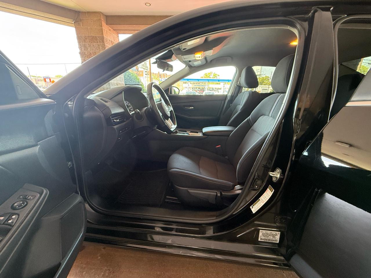 Nissan Sentra SV CVT 2023