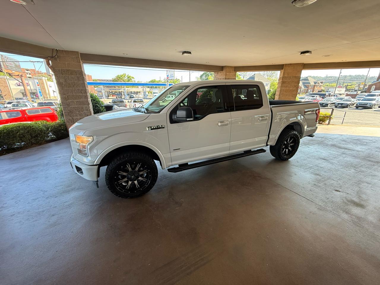 Ford F-150 4WD SuperCrew 145" FX4 2016