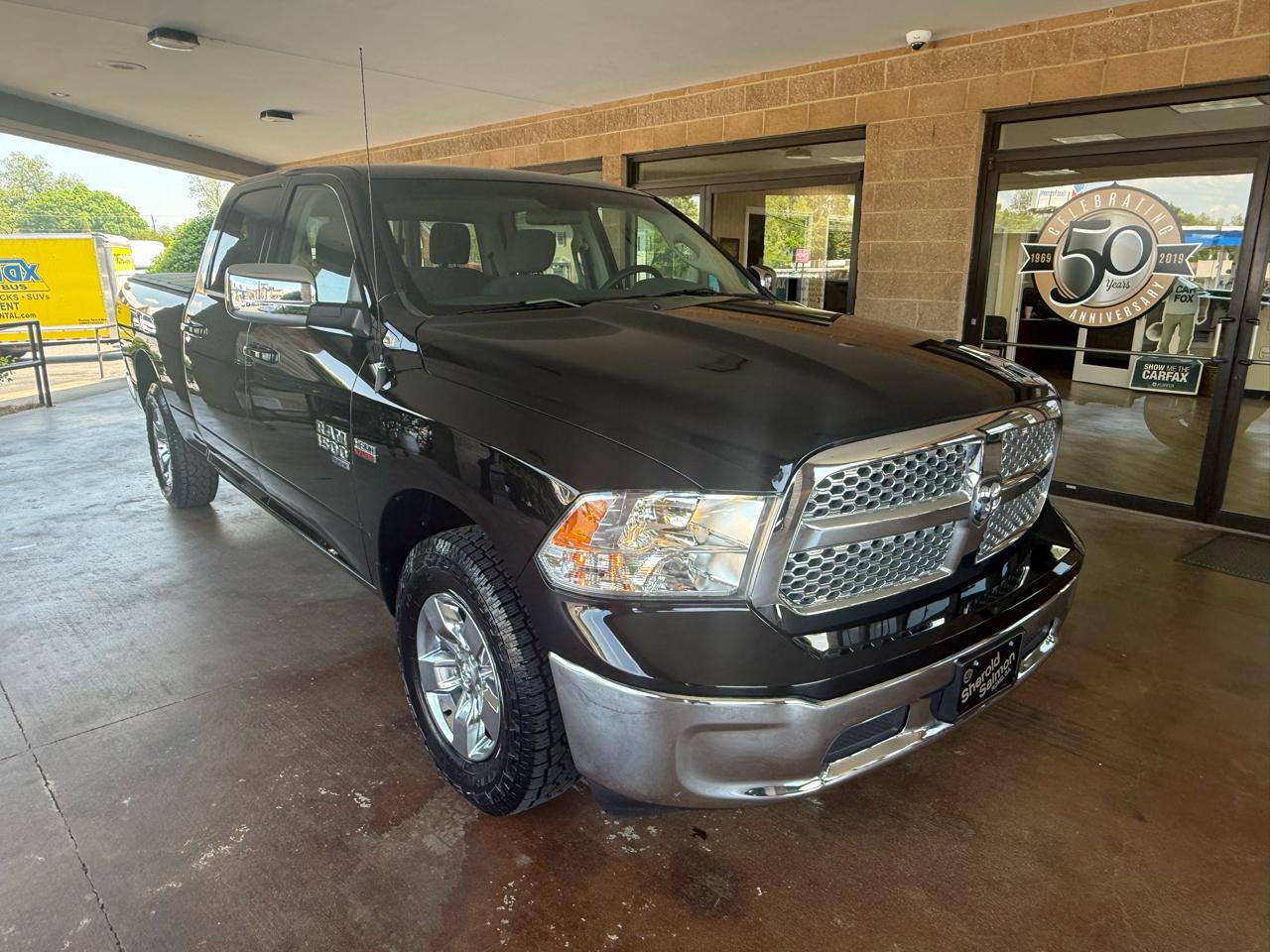 RAM 1500 Classic SLT 4x2 Crew Cab 6'4" Box 2020