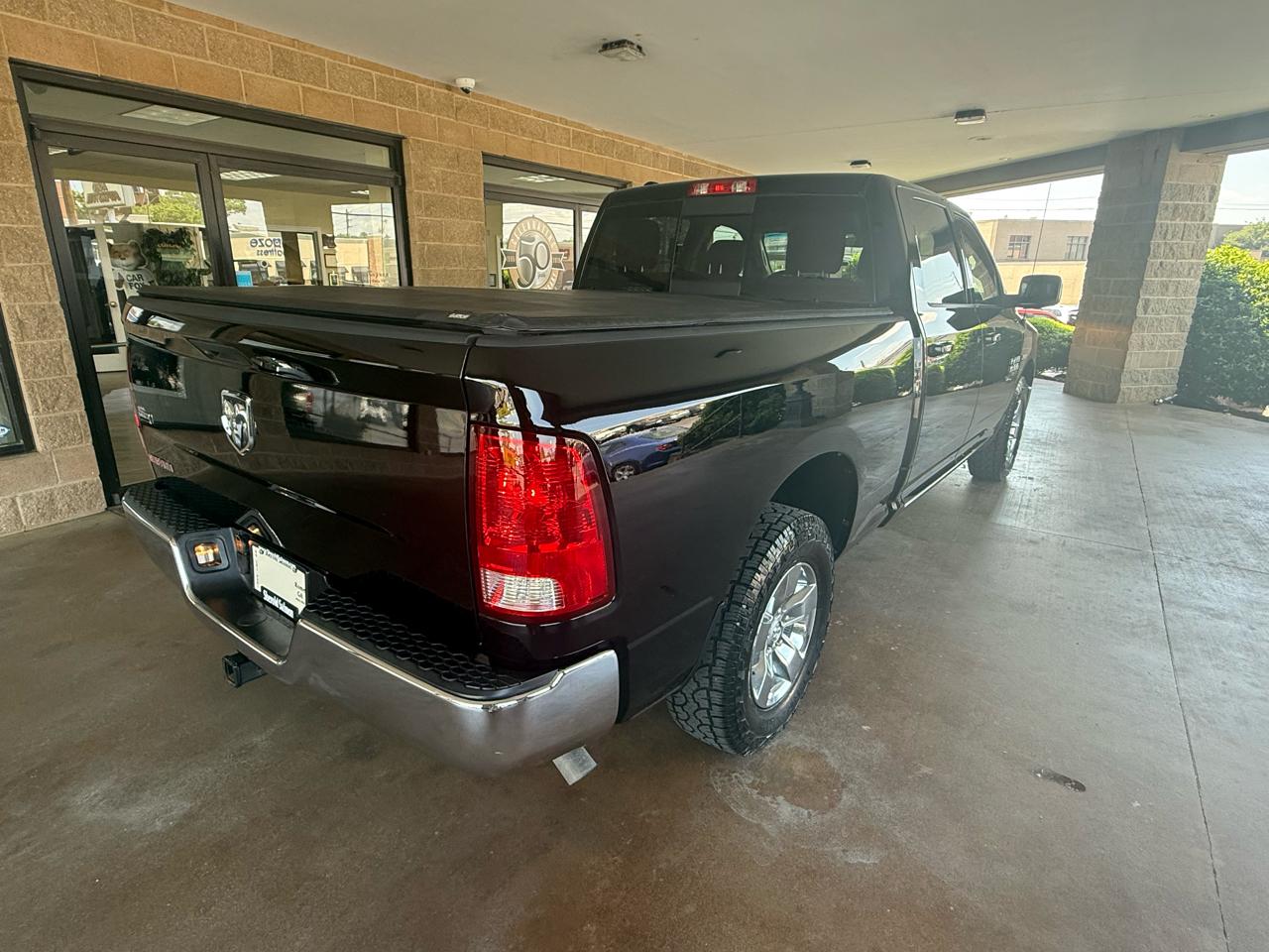 RAM 1500 Classic SLT 4x2 Crew Cab 6'4" Box 2020