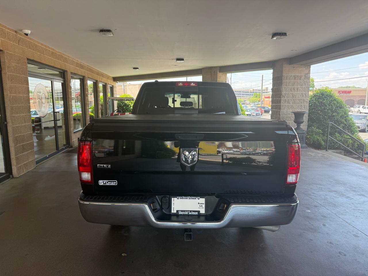 RAM 1500 Classic SLT 4x2 Crew Cab 6'4" Box 2020