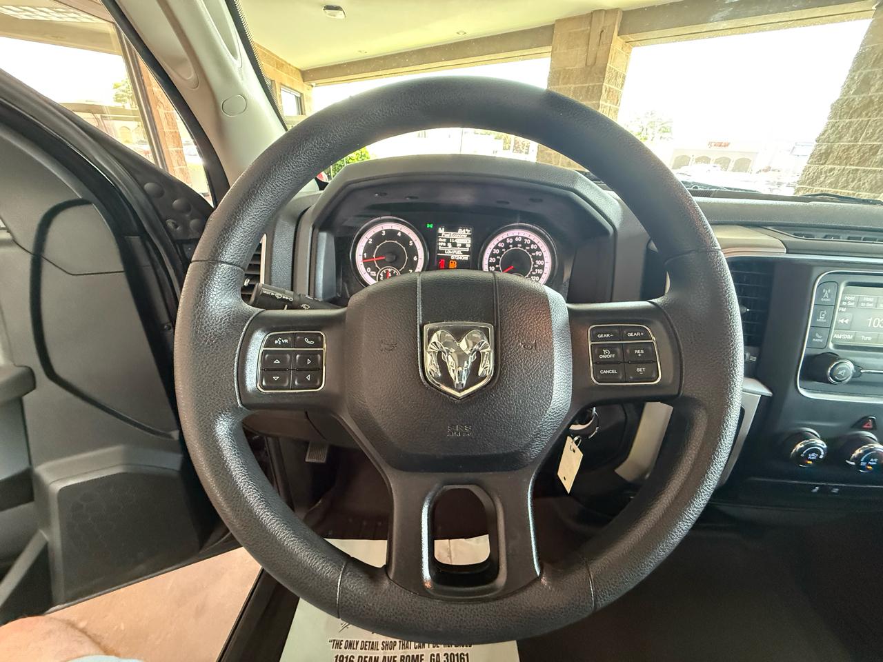 RAM 1500 Classic SLT 4x2 Crew Cab 6'4" Box 2020