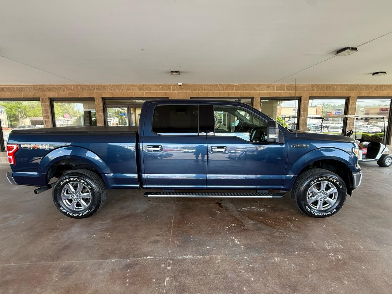 Ford F-150 4WD SuperCrew 145" XLT 2020