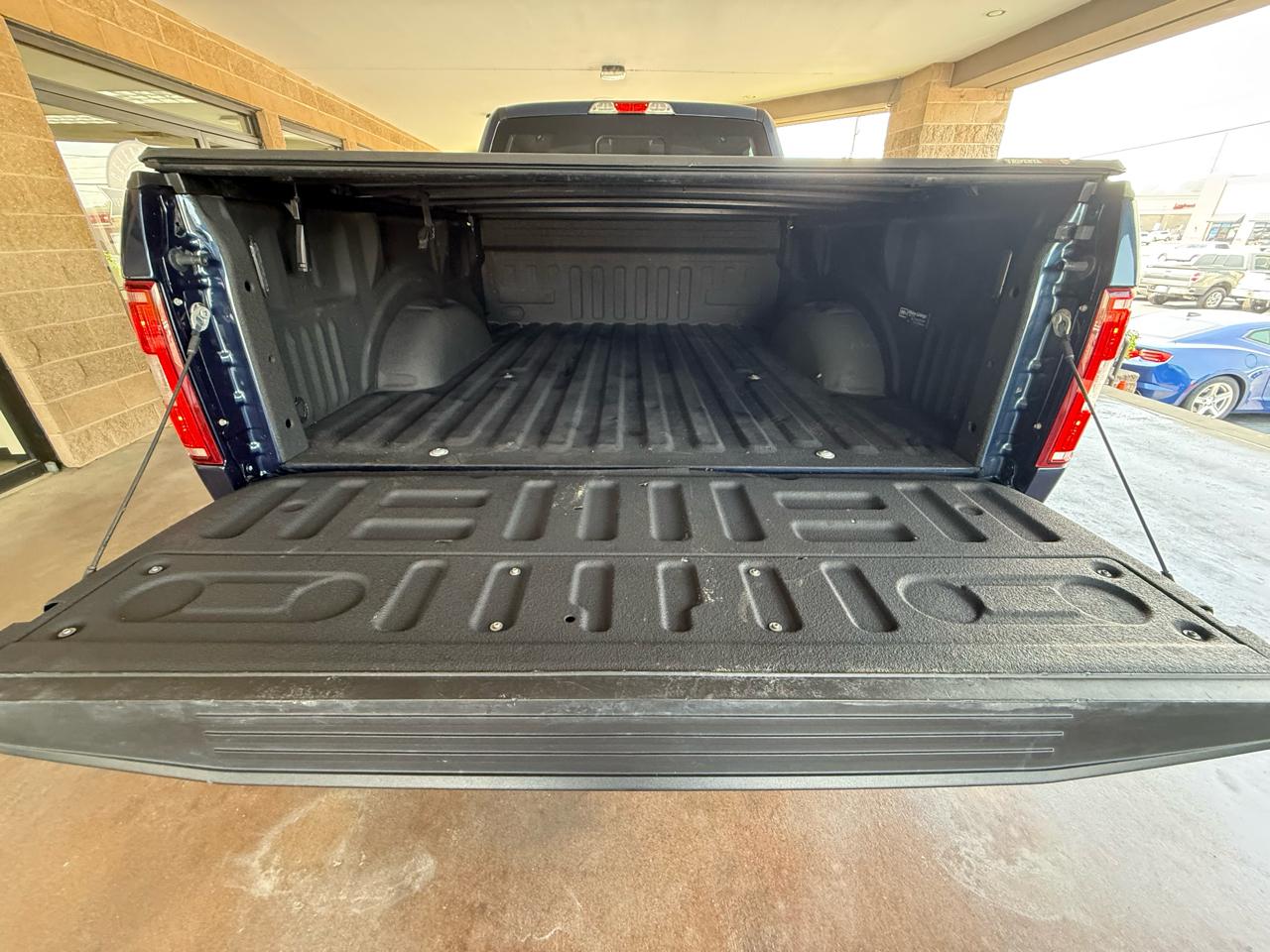 Ford F-150 4WD SuperCrew 145" XLT 2020