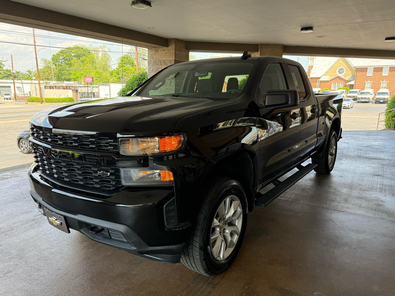 Chevrolet Silverado 1500 2WD Double Cab 147" Custom 2020