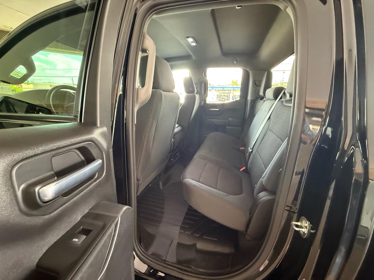 Chevrolet Silverado 1500 2WD Double Cab 147" Custom 2020