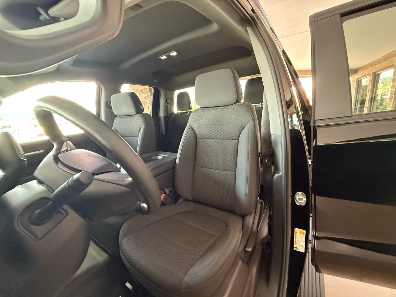 Chevrolet Silverado 1500 2WD Double Cab 147" Custom 2020