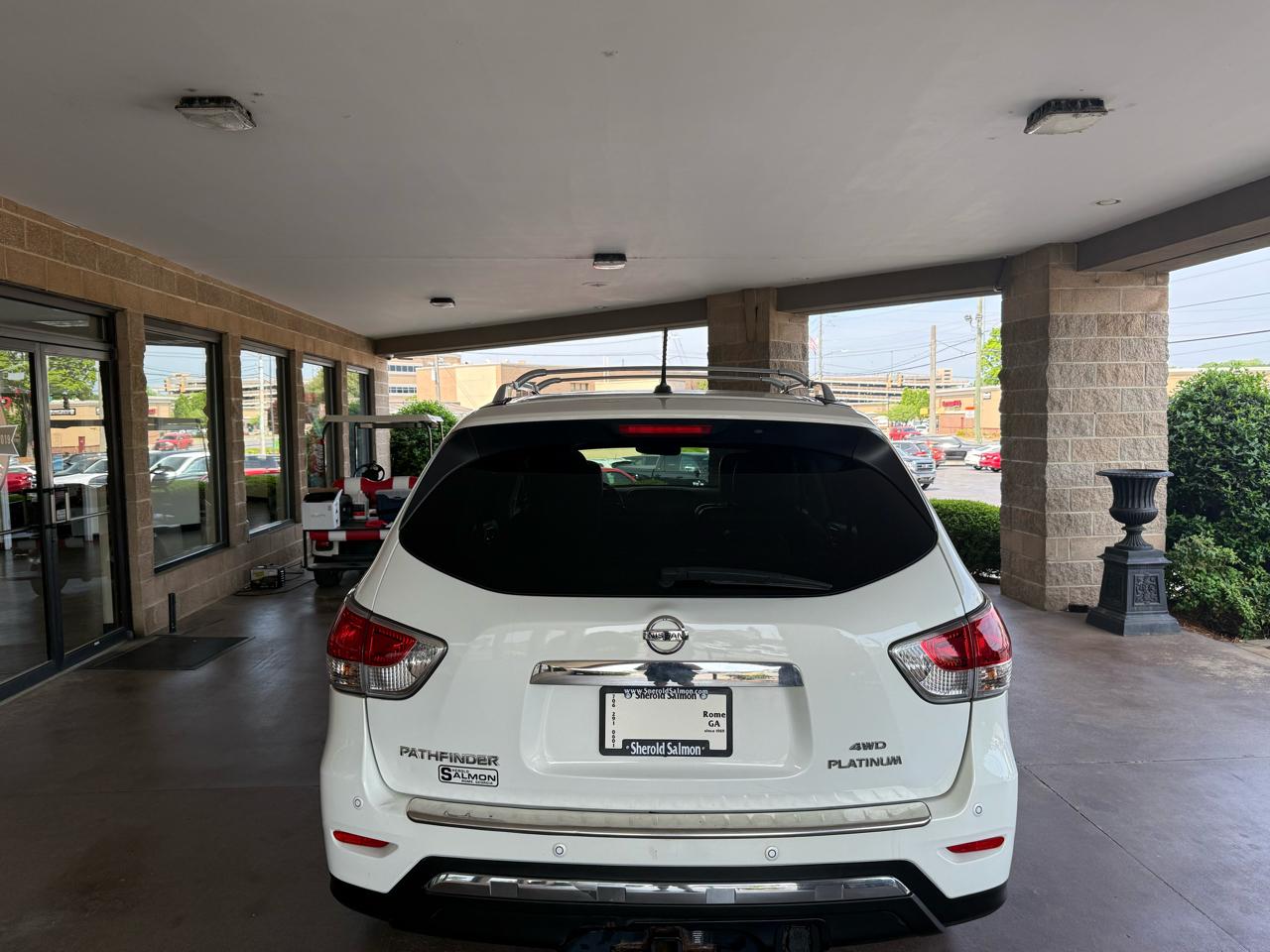 Nissan Pathfinder 4WD 4dr Platinum 2014