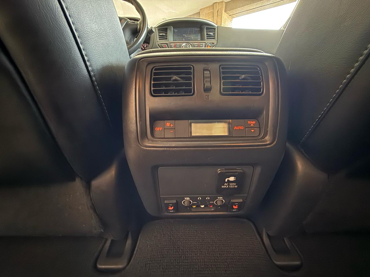 Nissan Pathfinder 4WD 4dr Platinum 2014