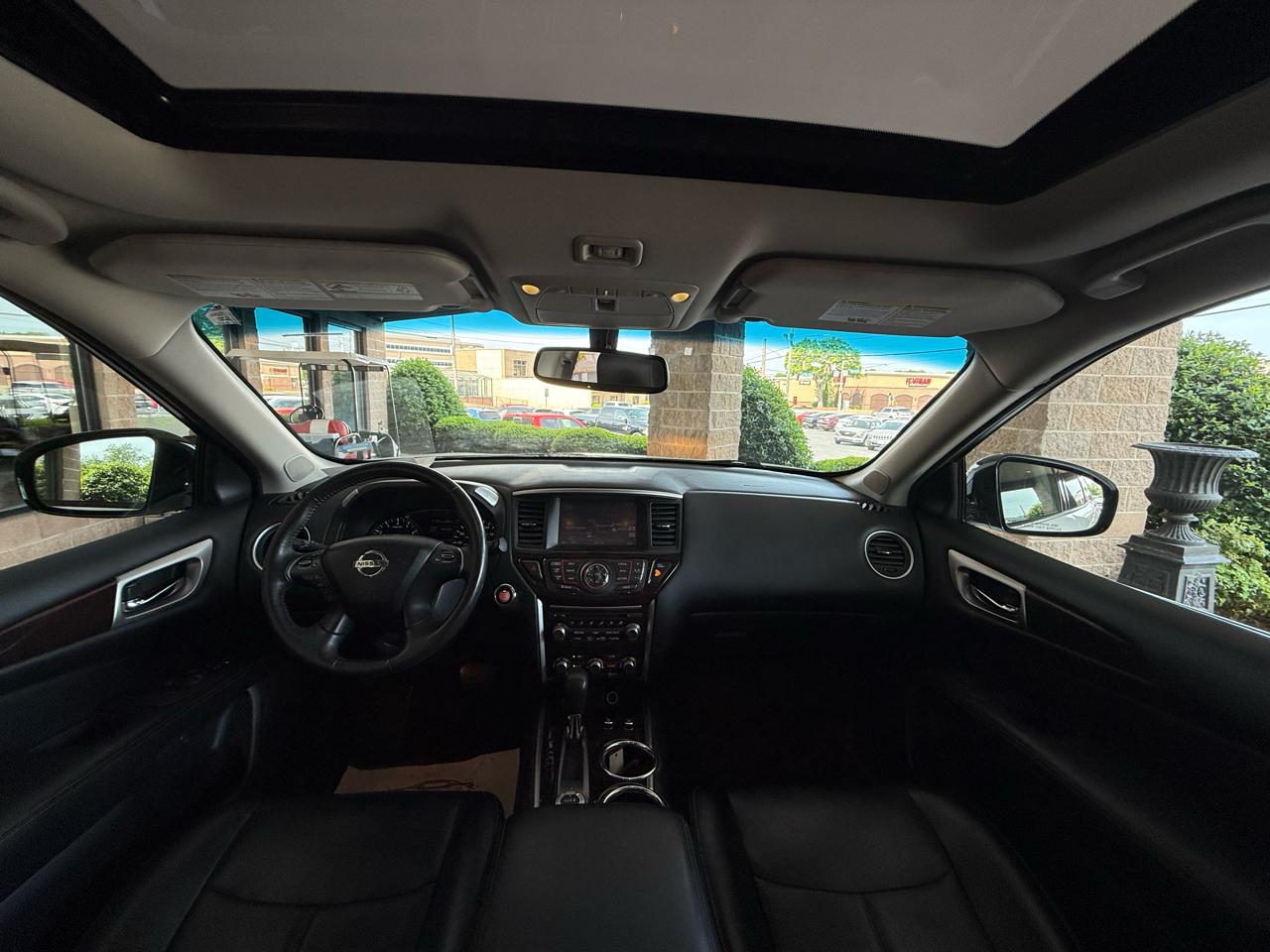 Nissan Pathfinder 4WD 4dr Platinum 2014