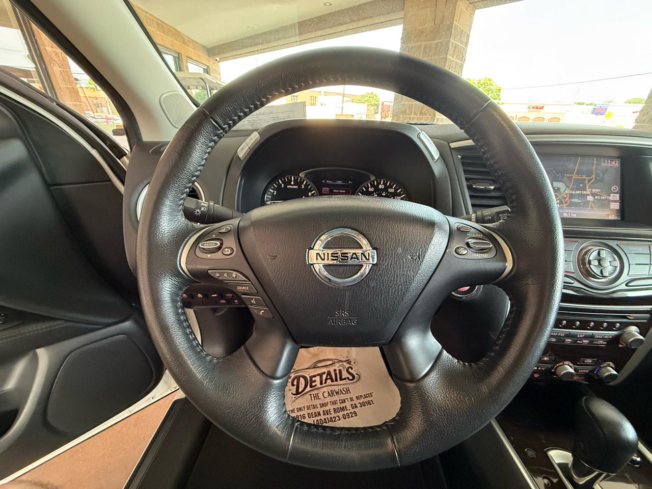 Nissan Pathfinder 4WD 4dr Platinum 2014