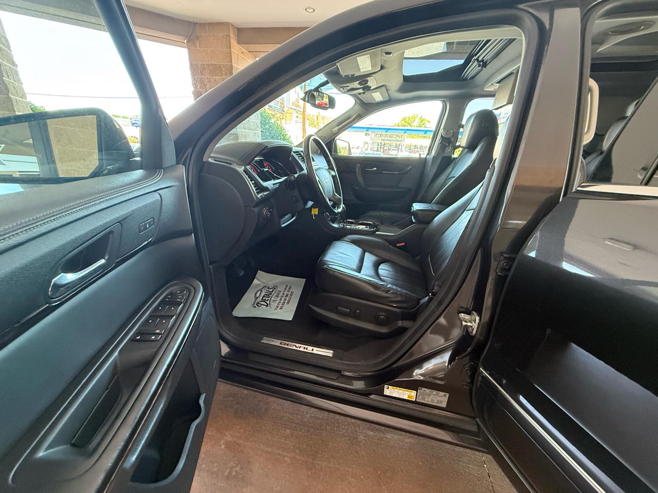 GMC Acadia FWD 4dr Denali 2015