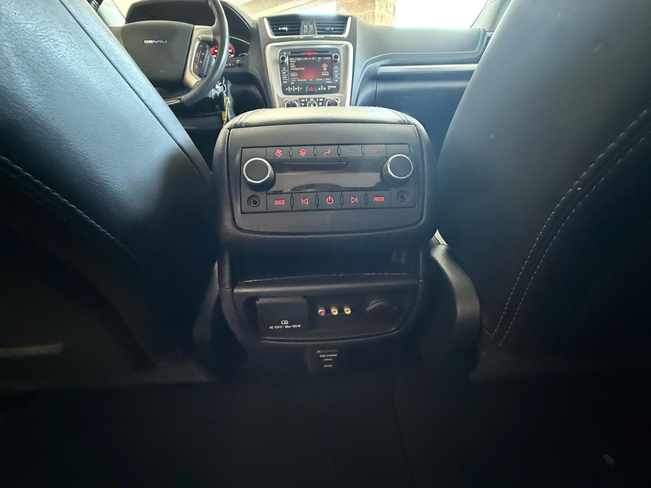 GMC Acadia FWD 4dr Denali 2015