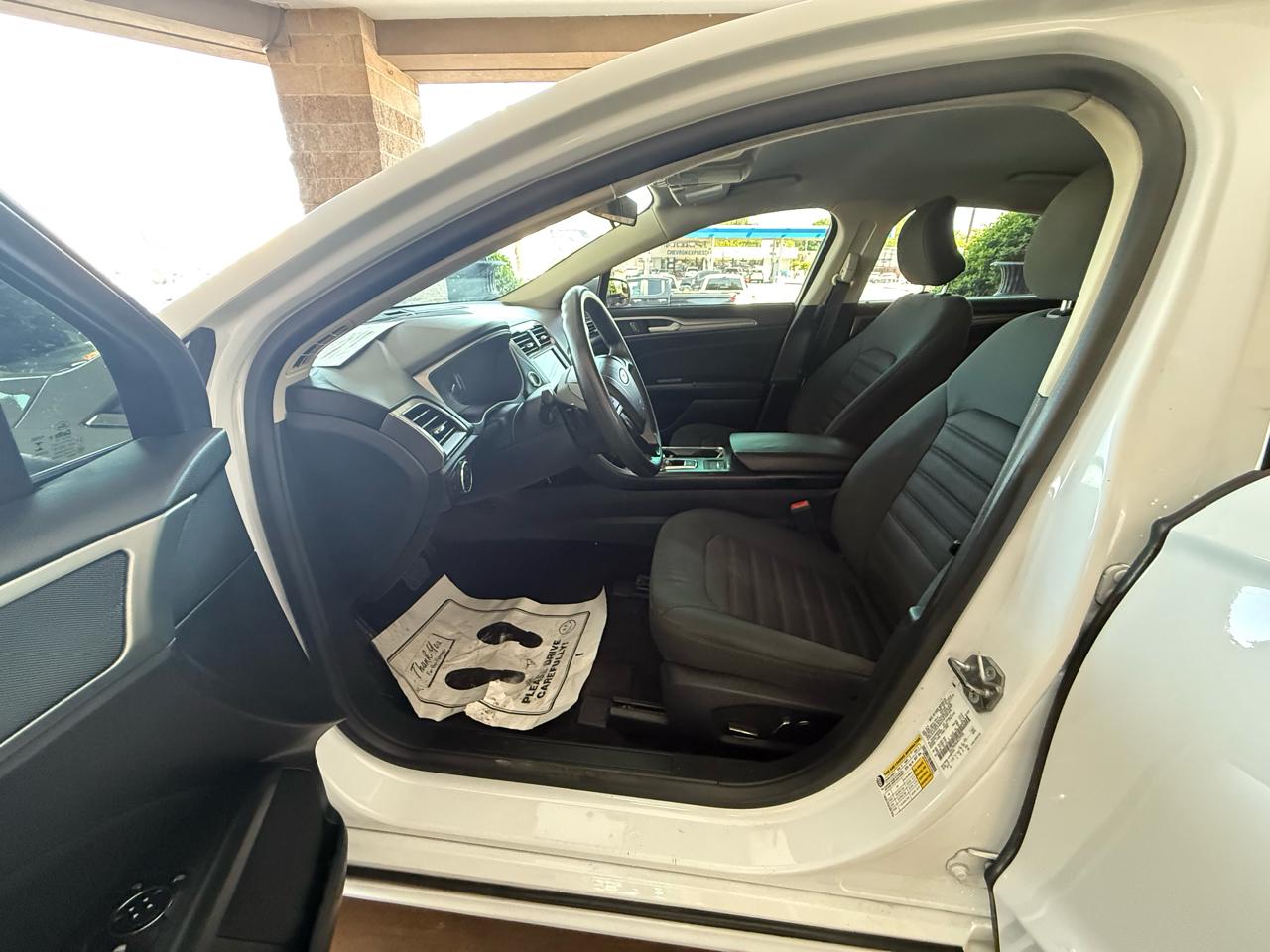 Ford Fusion SE FWD 2018