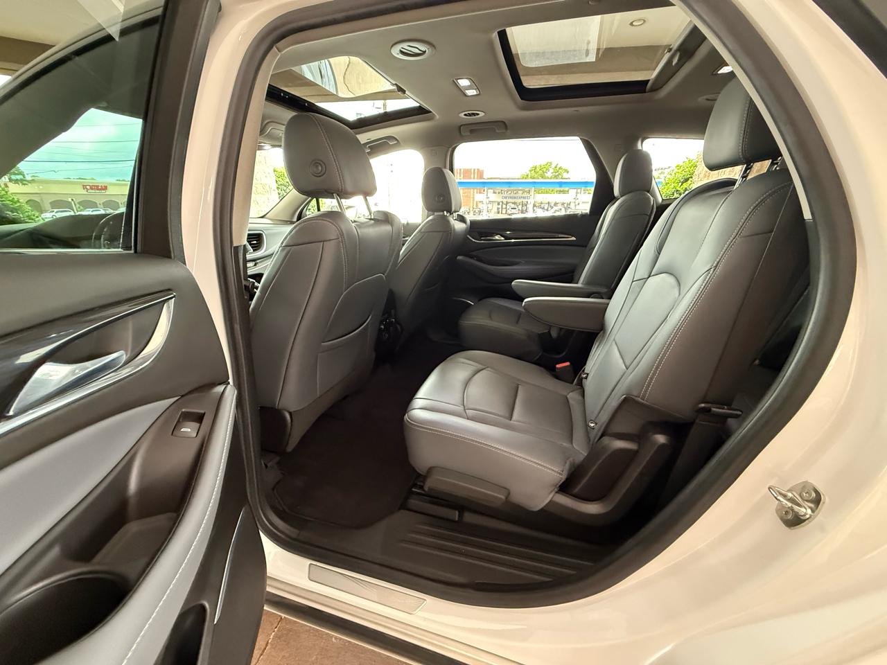 Buick Enclave AWD 4dr Essence 2020