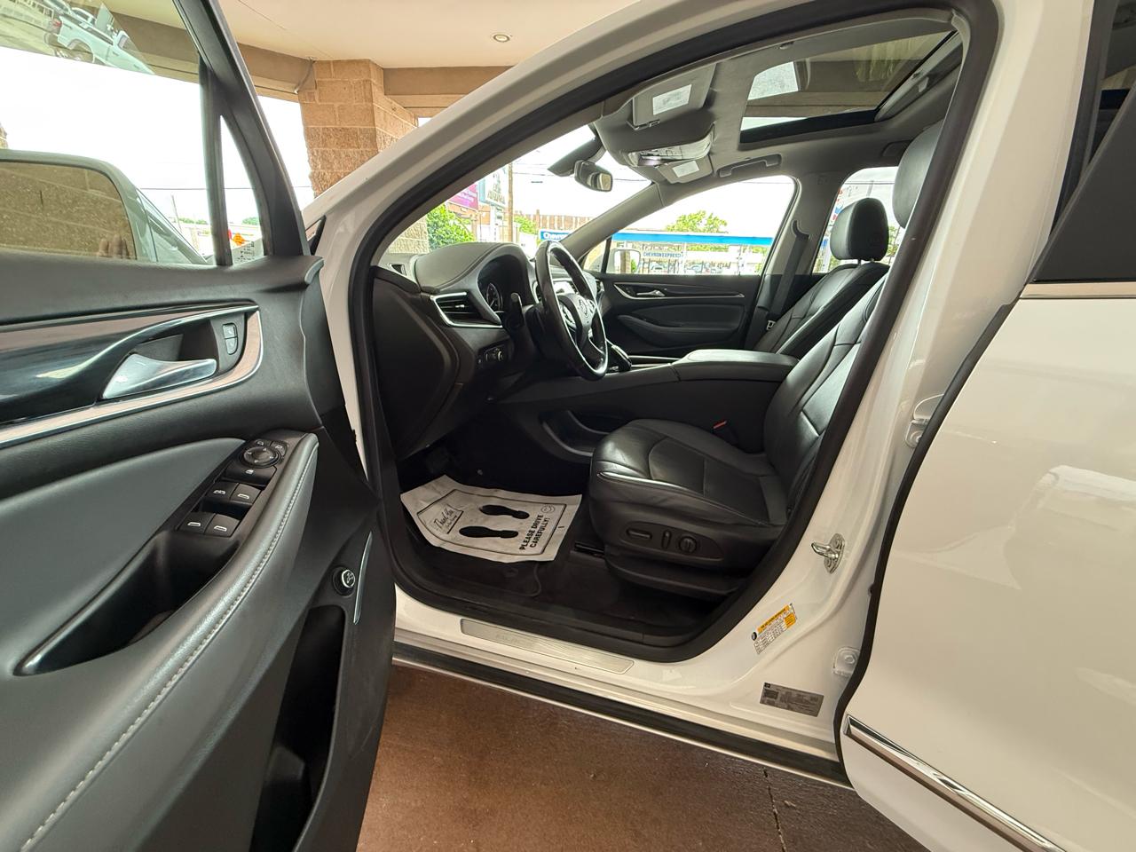 Buick Enclave AWD 4dr Essence 2020