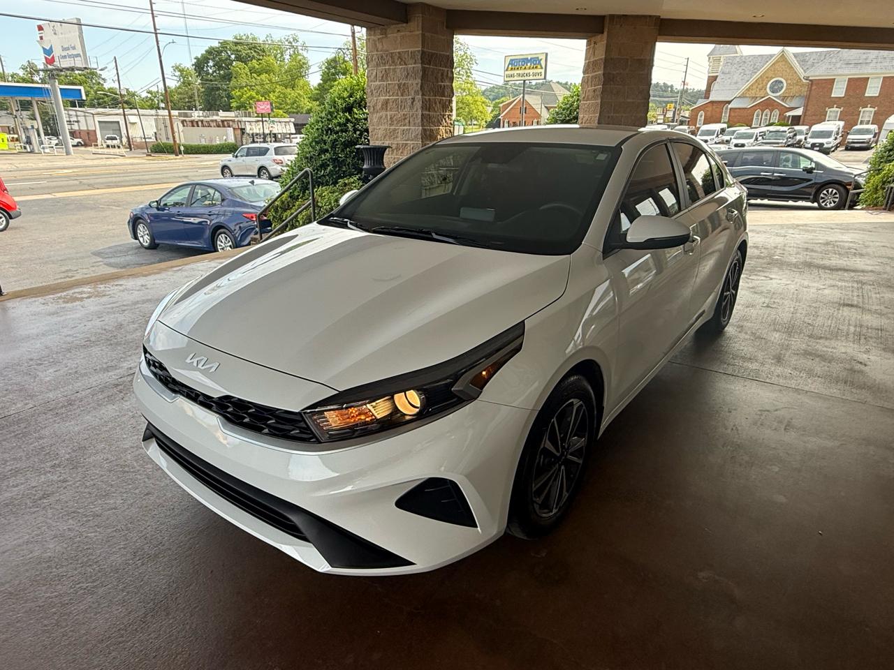 Kia Forte LXS IVT 2024
