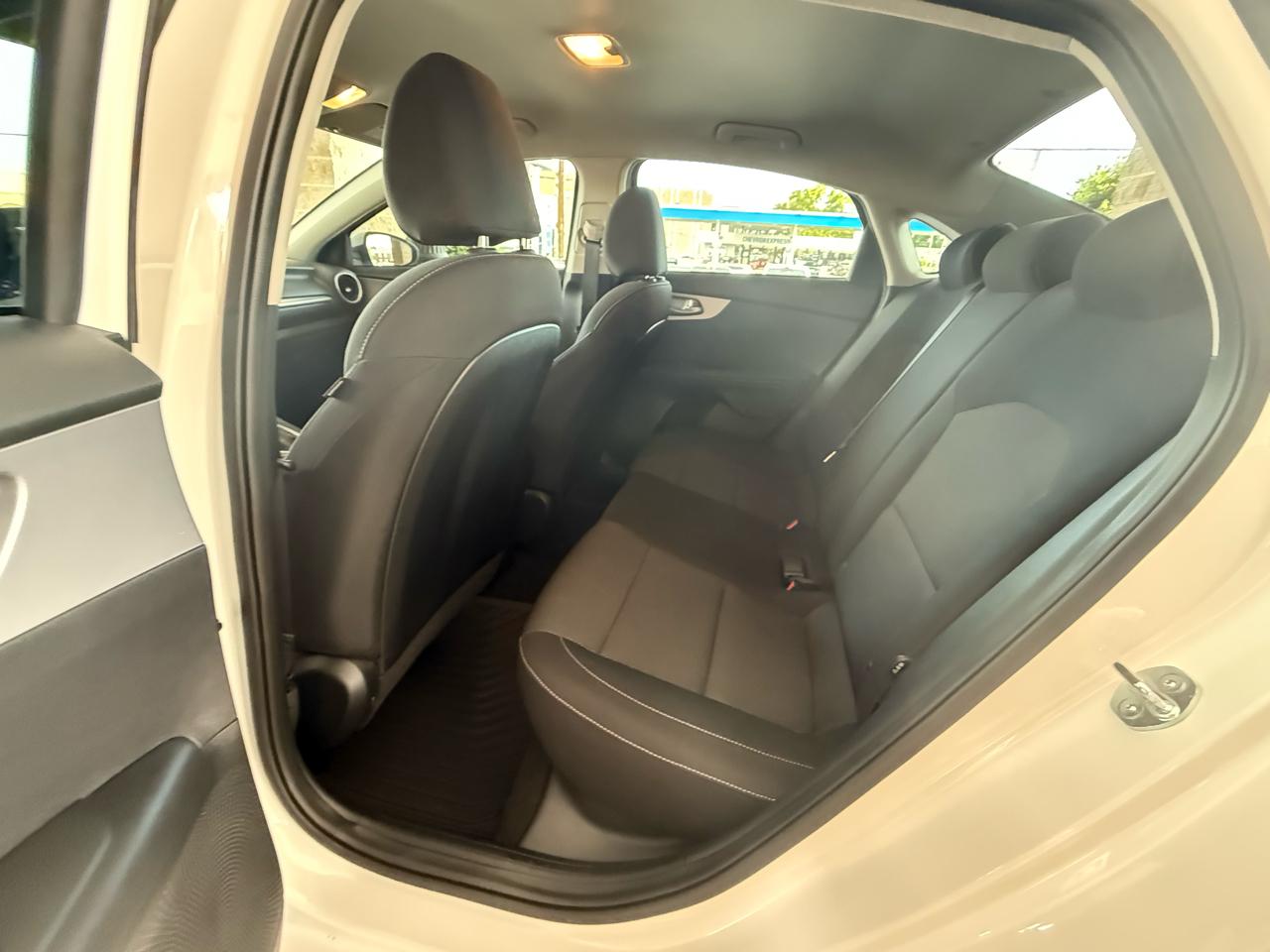 Kia Forte LXS IVT 2024