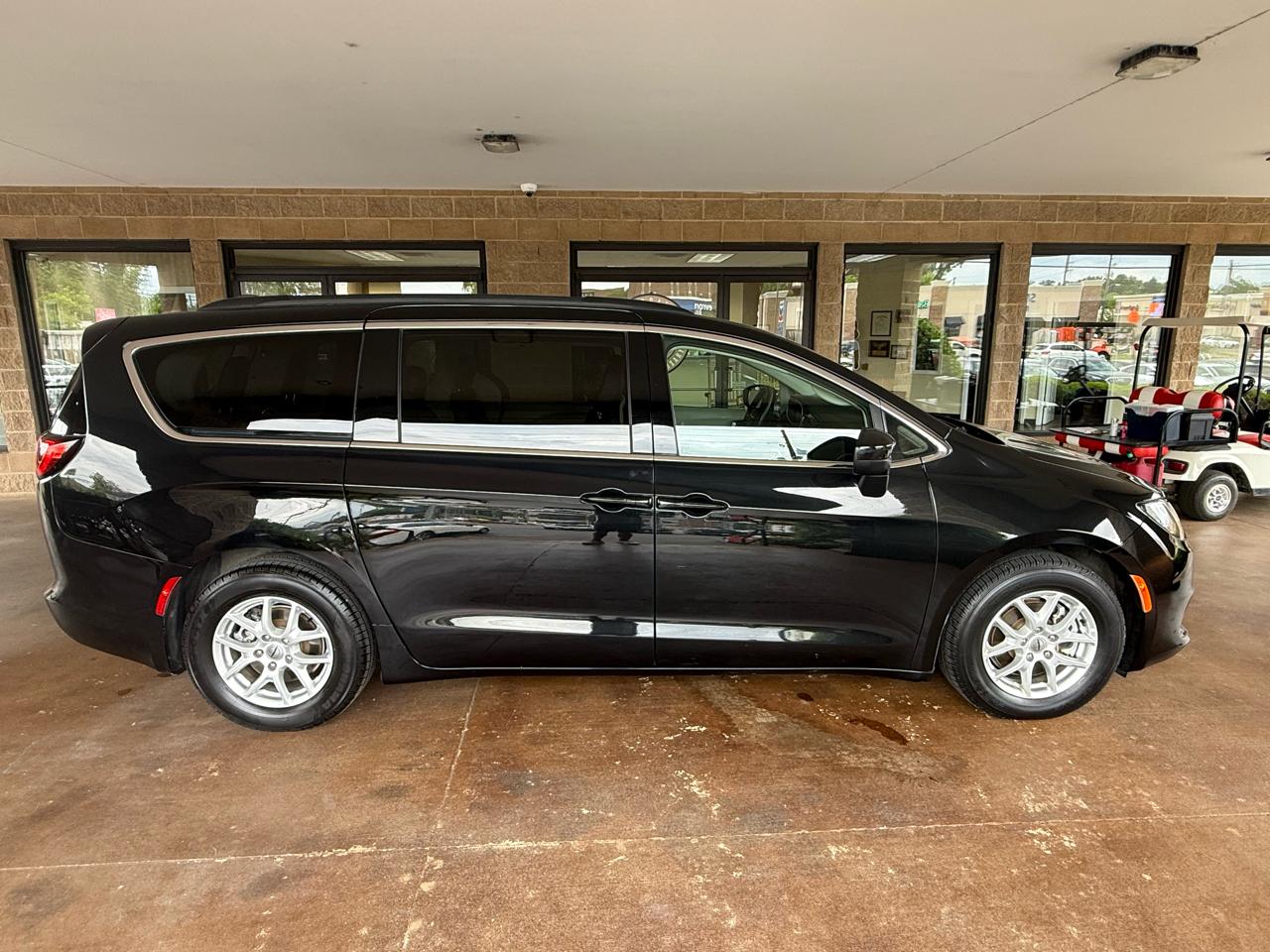 Chrysler Voyager LXI FWD 2021