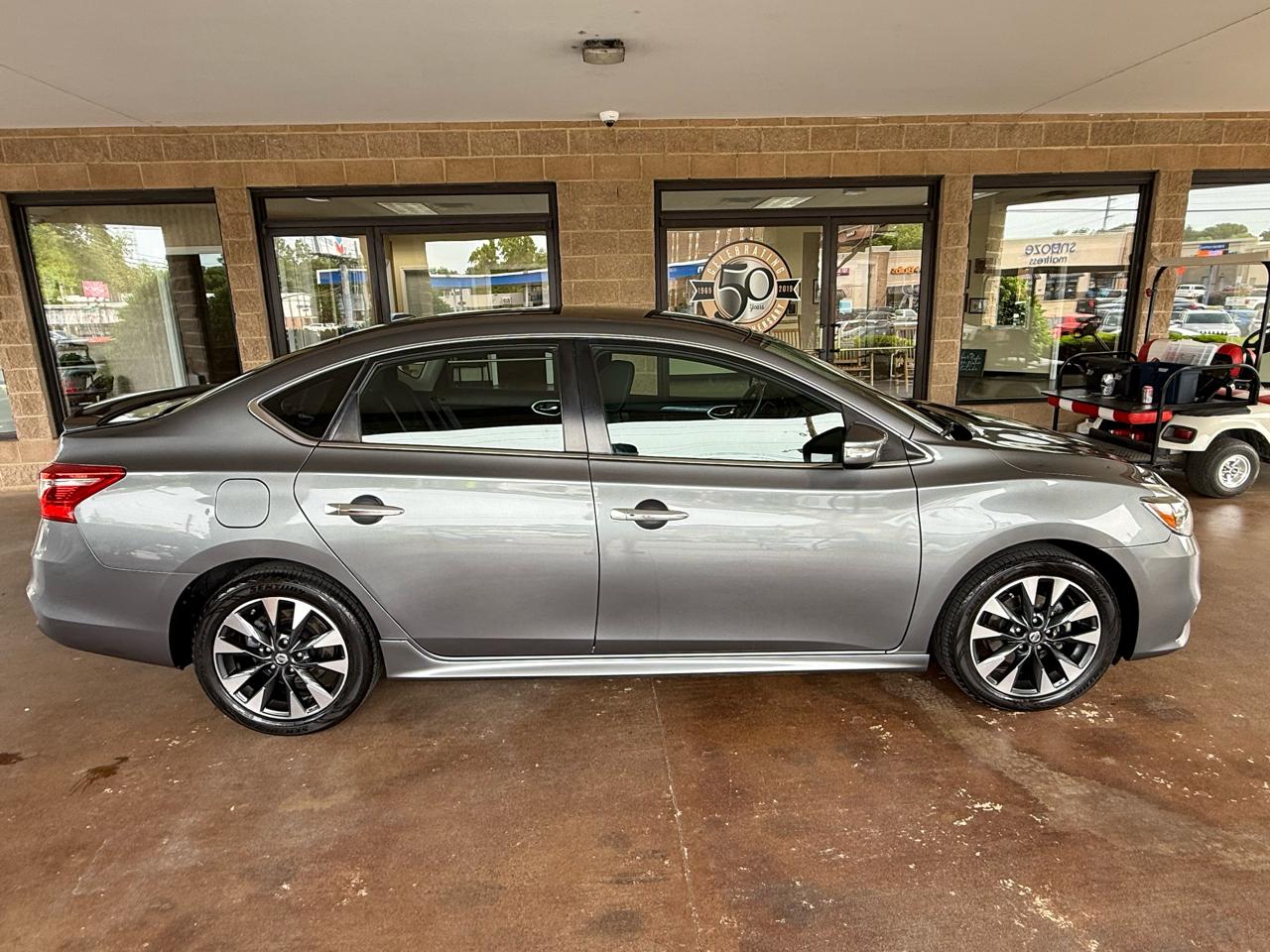 Nissan Sentra SR CVT 2019