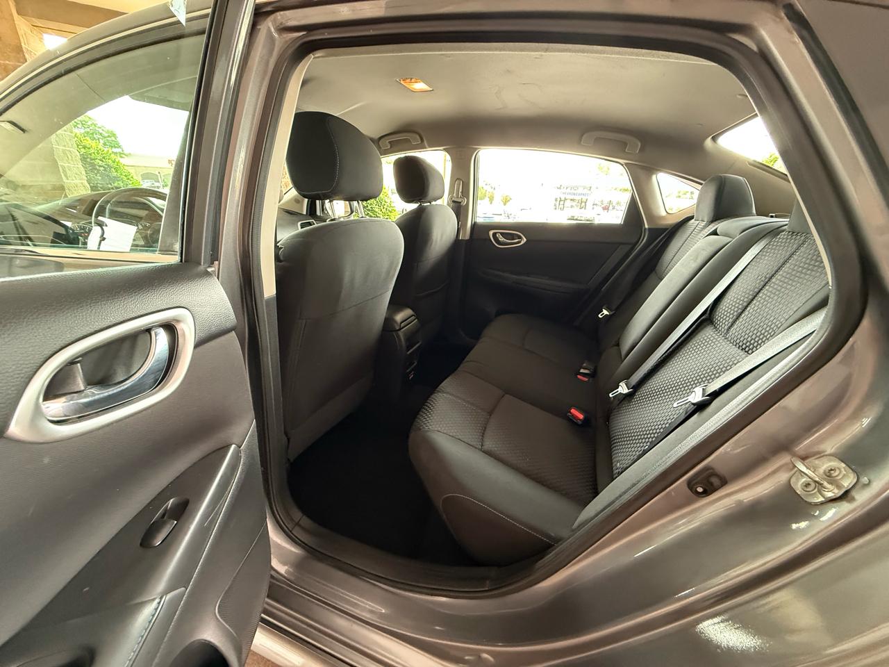 Nissan Sentra SR CVT 2019