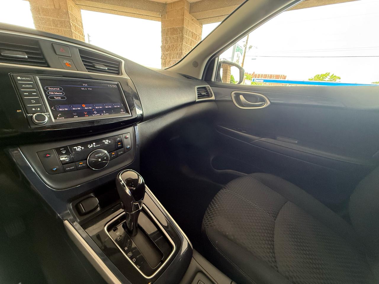 Nissan Sentra SR CVT 2019