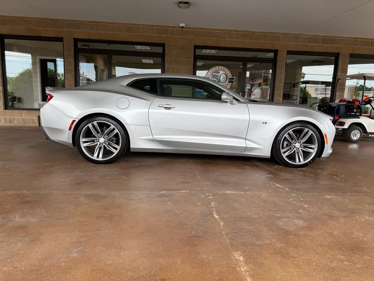 Chevrolet Camaro 2dr Cpe 1LT 2017