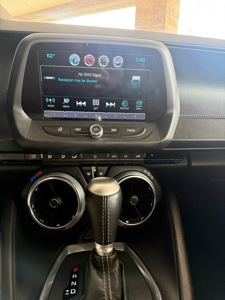 Chevrolet Camaro 2dr Cpe 1LT 2017