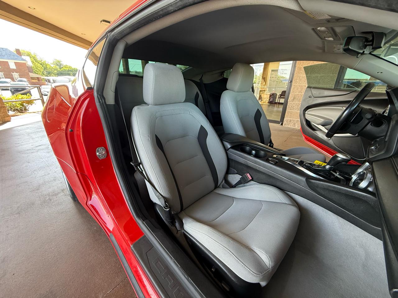 Chevrolet Camaro 2dr Cpe 1LT 2020