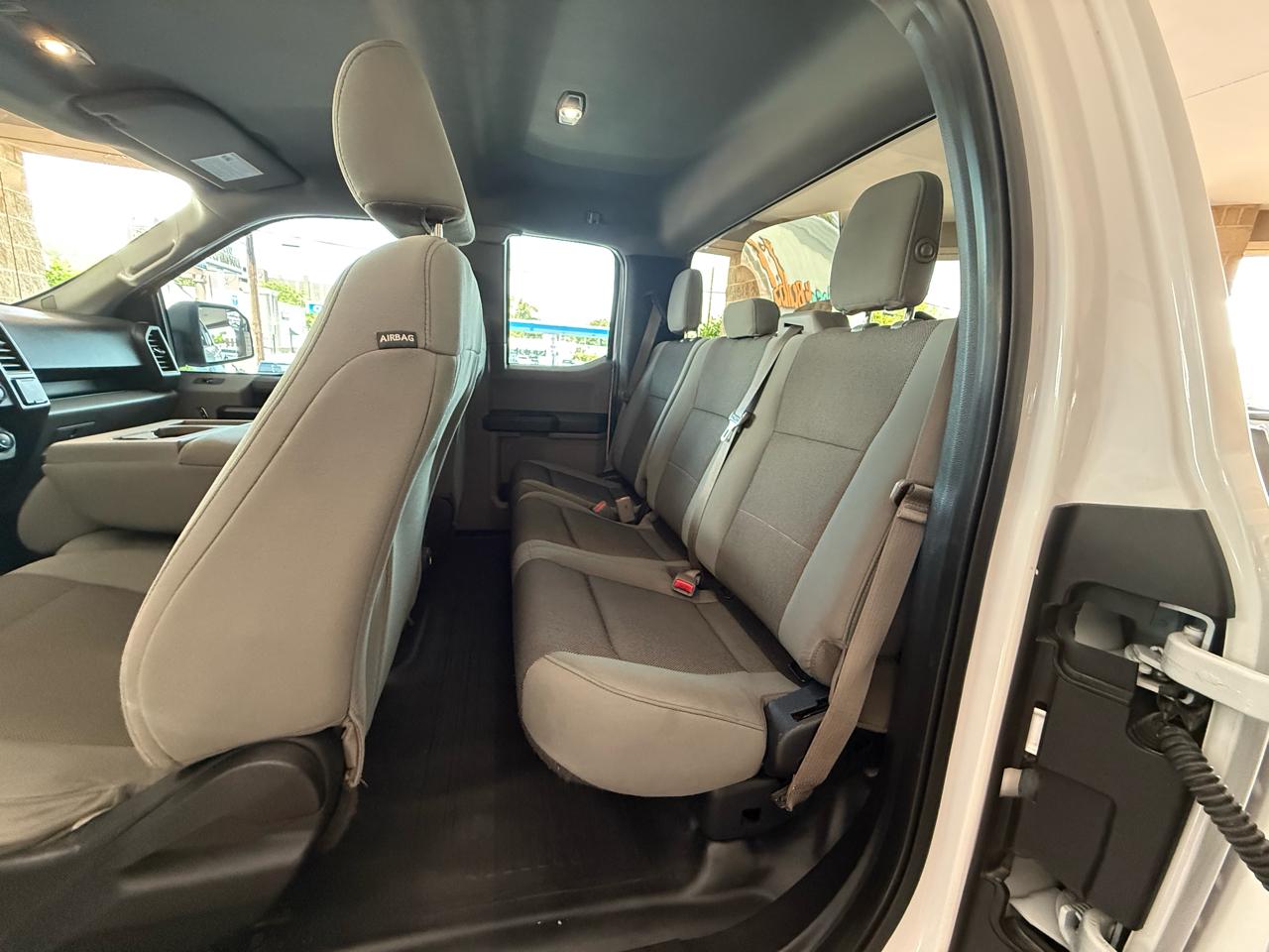 Ford F-150 4WD SuperCab 145" XL 2016