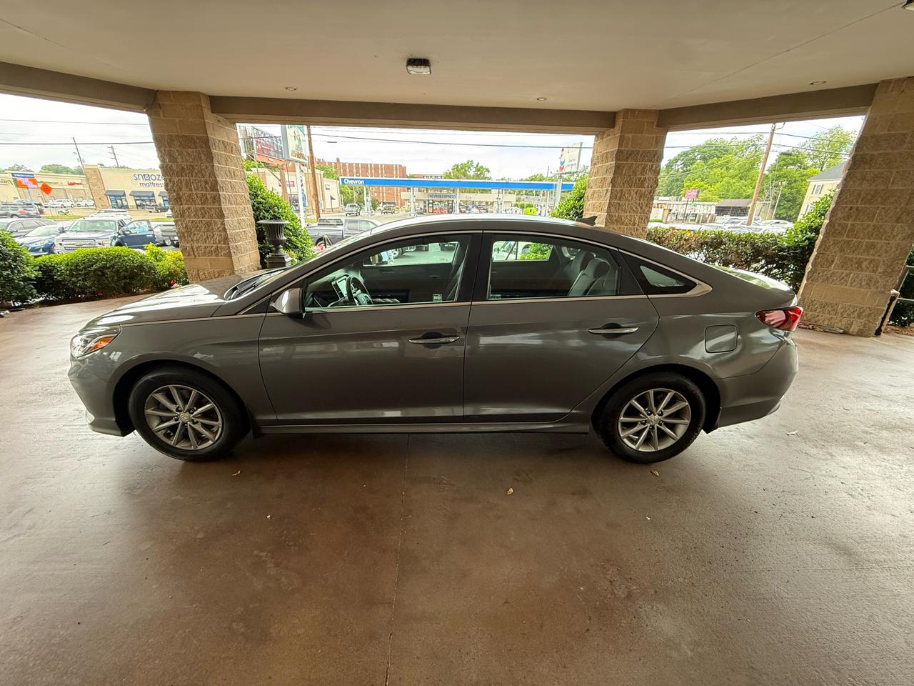 Hyundai Sonata SE 2.4L 2019