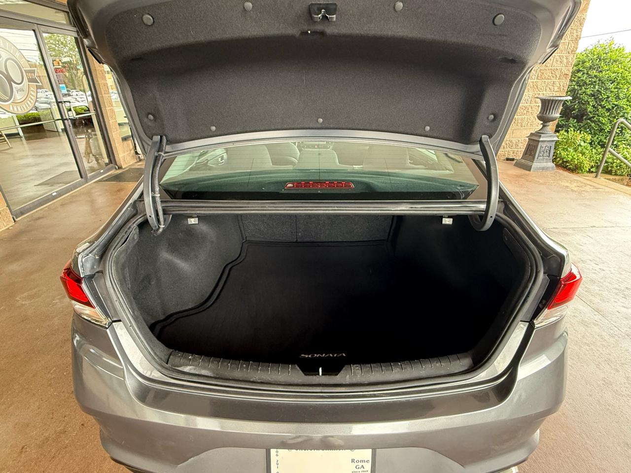 Hyundai Sonata SE 2.4L 2019