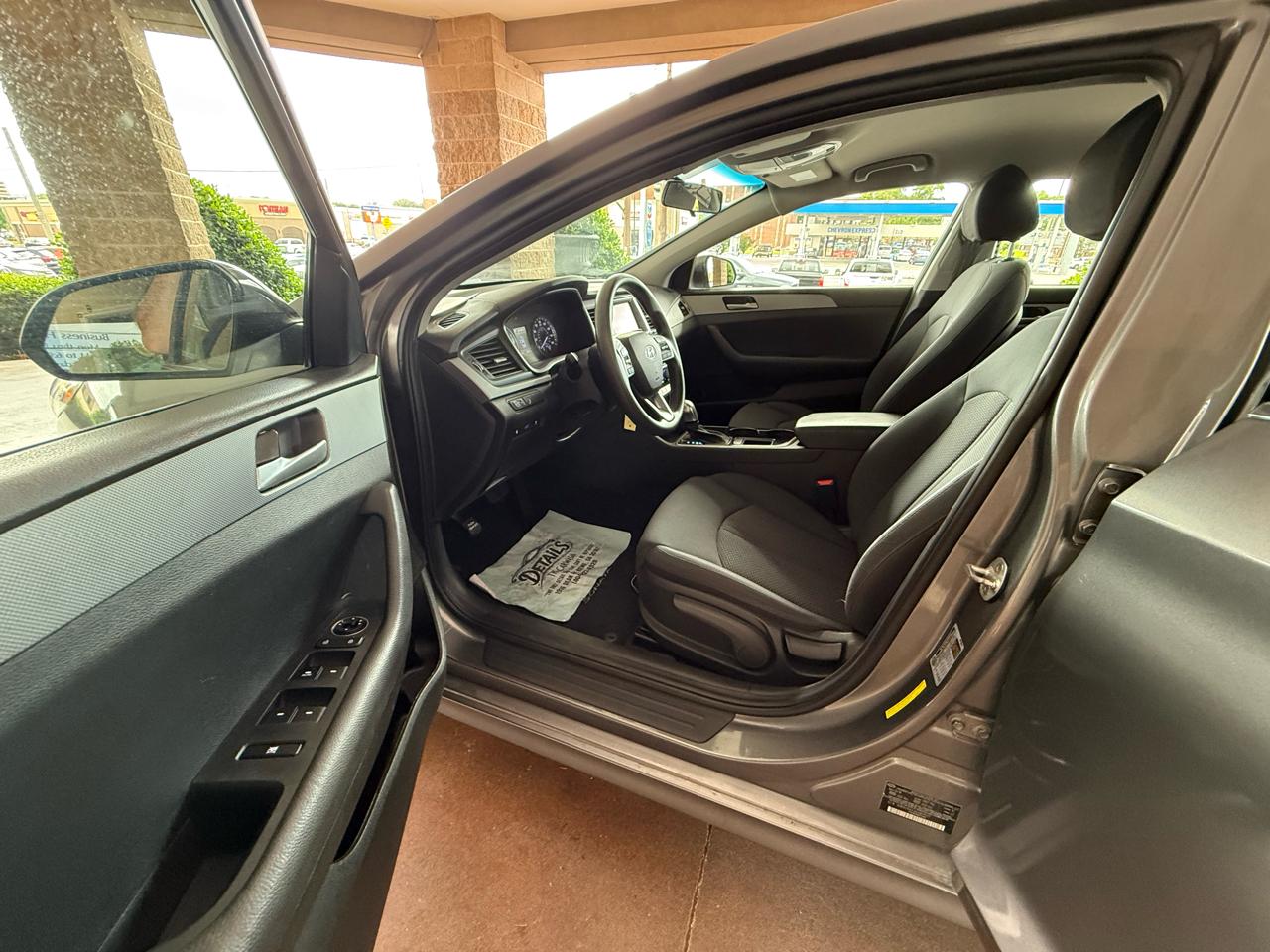 Hyundai Sonata SE 2.4L 2019