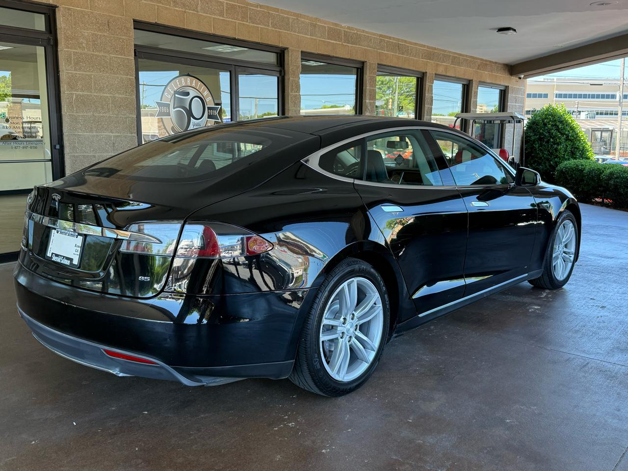 Tesla Model S 4dr Sdn 2013