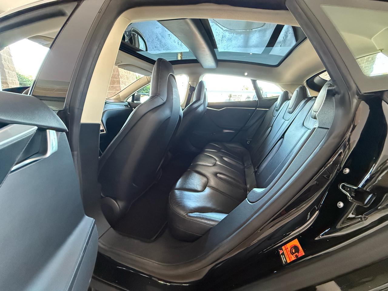 Tesla Model S 4dr Sdn 2013