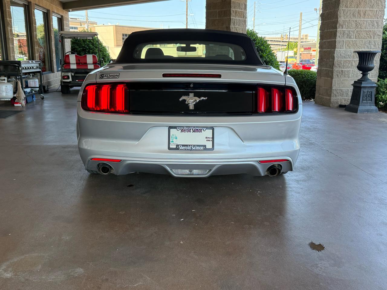 Ford Mustang 2dr Conv V6 2015