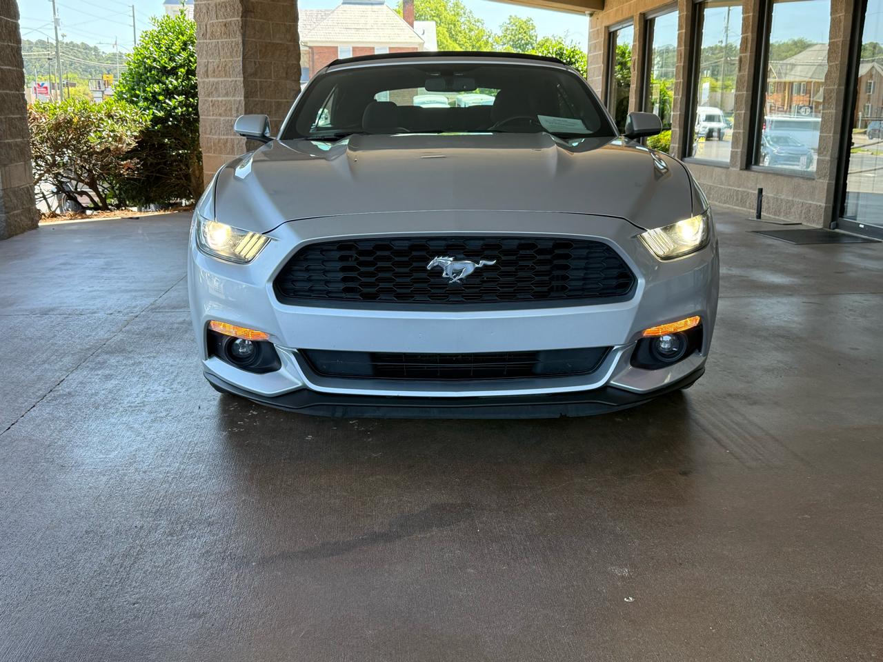Ford Mustang 2dr Conv V6 2015