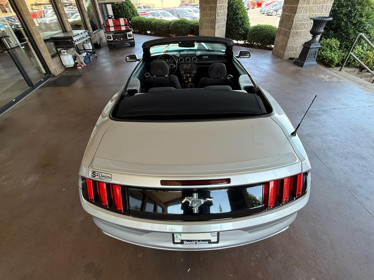 Ford Mustang 2dr Conv V6 2015