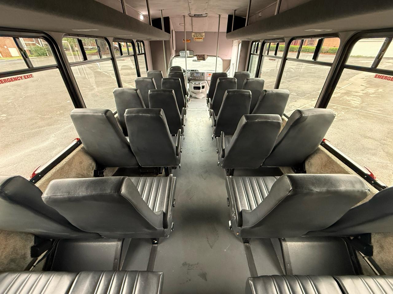 Ford E-Series Cutaway E-450 DRW 158" WB 2019
