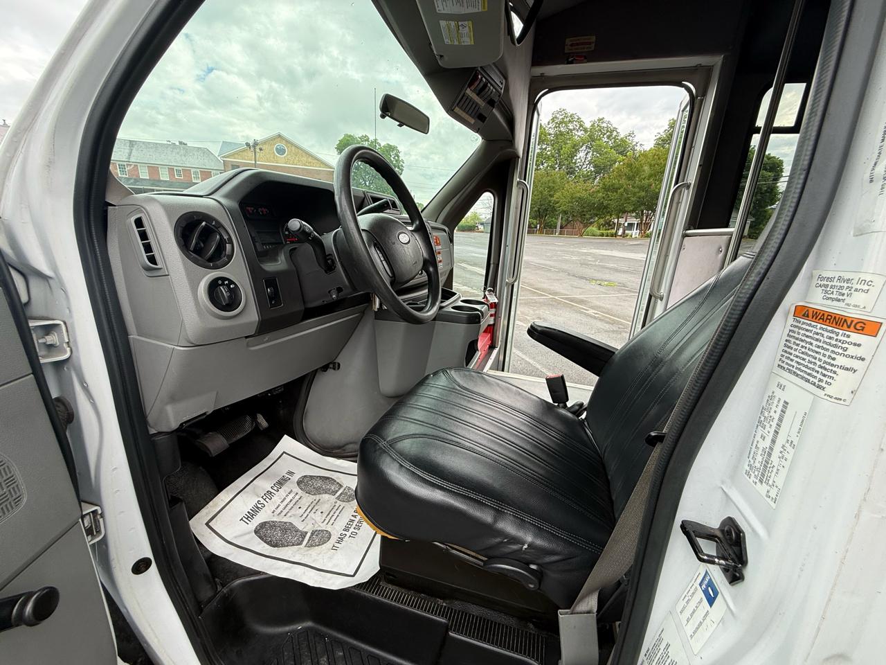 Ford E-Series Cutaway E-450 DRW 158" WB 2019
