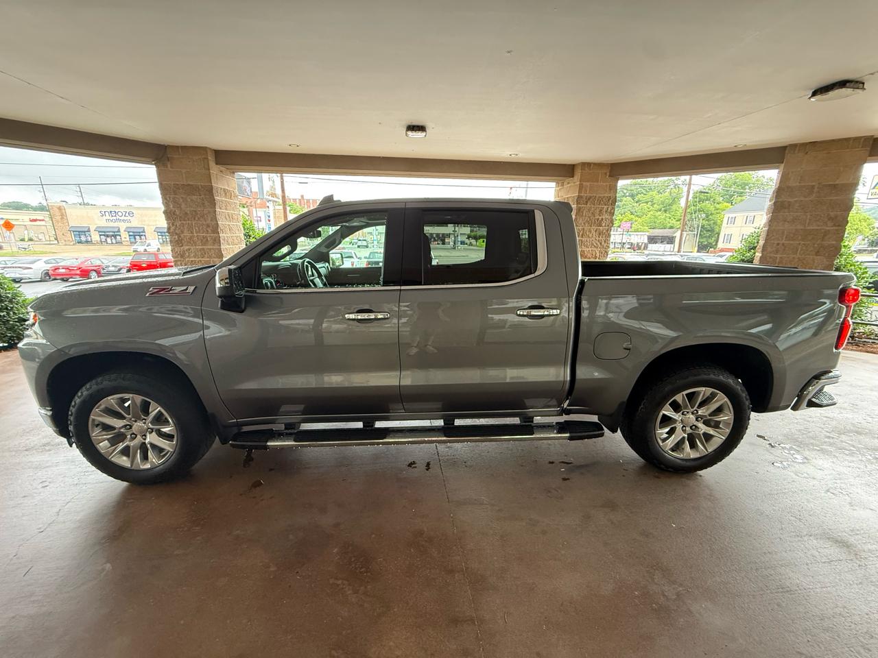 Chevrolet Silverado 1500 4WD Crew Cab 147" LTZ 2021